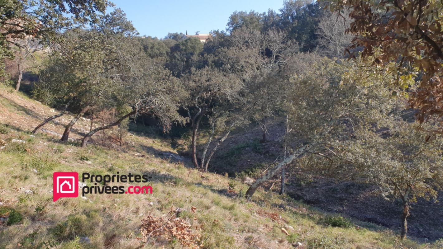 UZES Terrain à 5km d'Uzès 3