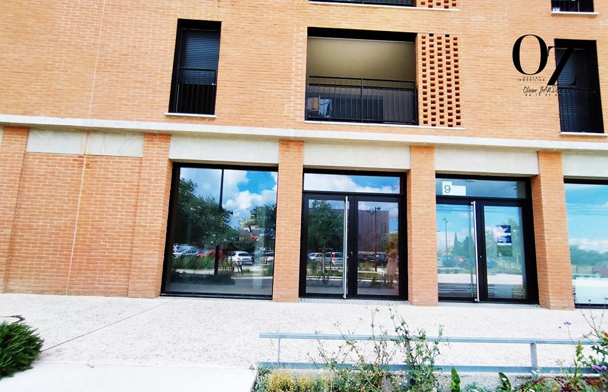 SECTEUR TOULOUSE - Local commercial St-Simon 76.35m²