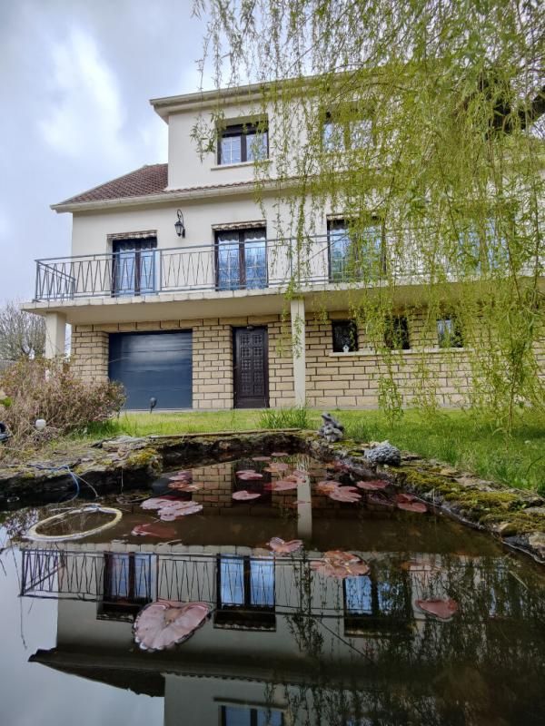 LE PERRAY-EN-YVELINES Maison Le Perray En Yvelines 6 pièces 135m² 1