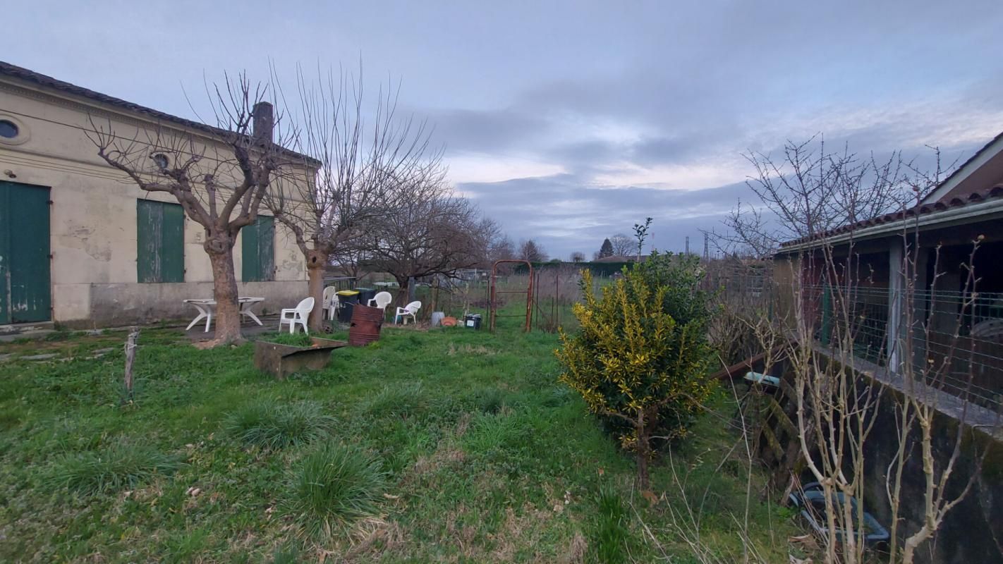 CISSAC-MEDOC Grande maison typique en pierres à Cissac Médoc 6 pièce(s) 2