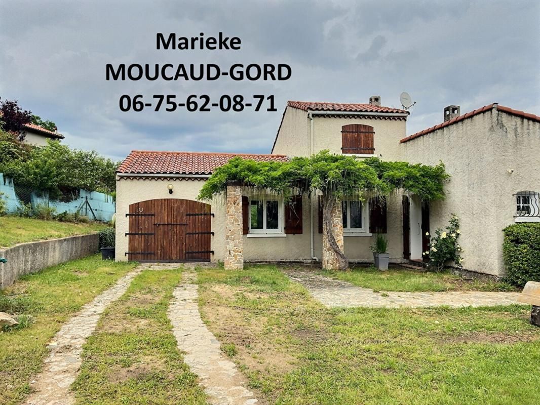 BAS-EN-BASSET Bas-En-Basset 43210 EXCLUSIVITE Belle maison individuelle 94 m² 2 chambres sur 2000 m² de terrain clos et arboré 2