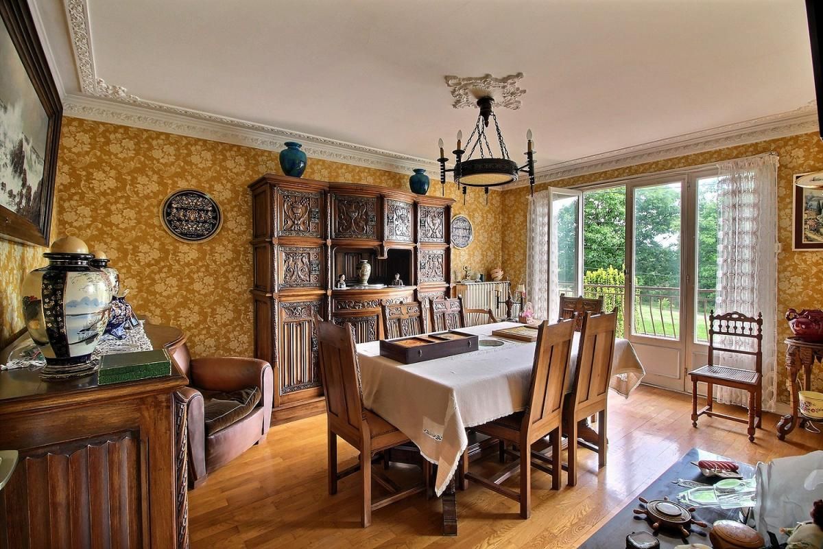 SAINT-ETIENNE SAINT ETIENNE 42000 golf bel Air Maison 98m² habitables sur sous-sol complet 4 chambres terrain 920m² 2