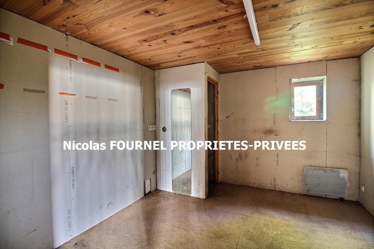 TARENTAISE TARENTAISE 42660 En exclusivité Dépôt 200 m² sur 900m² de terrain 3