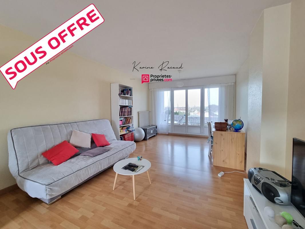 LA ROCHE-SUR-YON Appartement  2 pièce(s) 64 m2 1