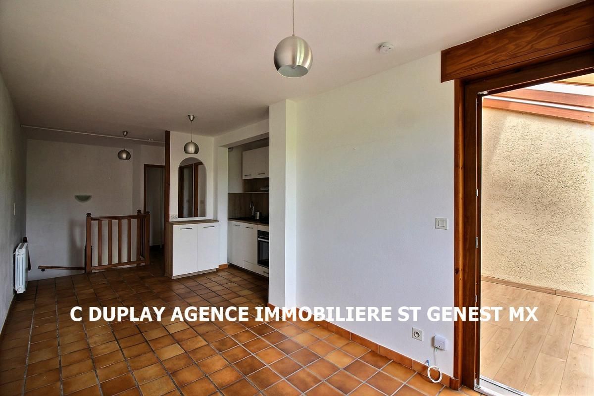 SAINT-GENEST-MALIFAUX Saint Genest Malifaux 42660 LOCATION proche des commodités appartement de type T2 exposé Est 56,78m² habitables 1 chambre 2