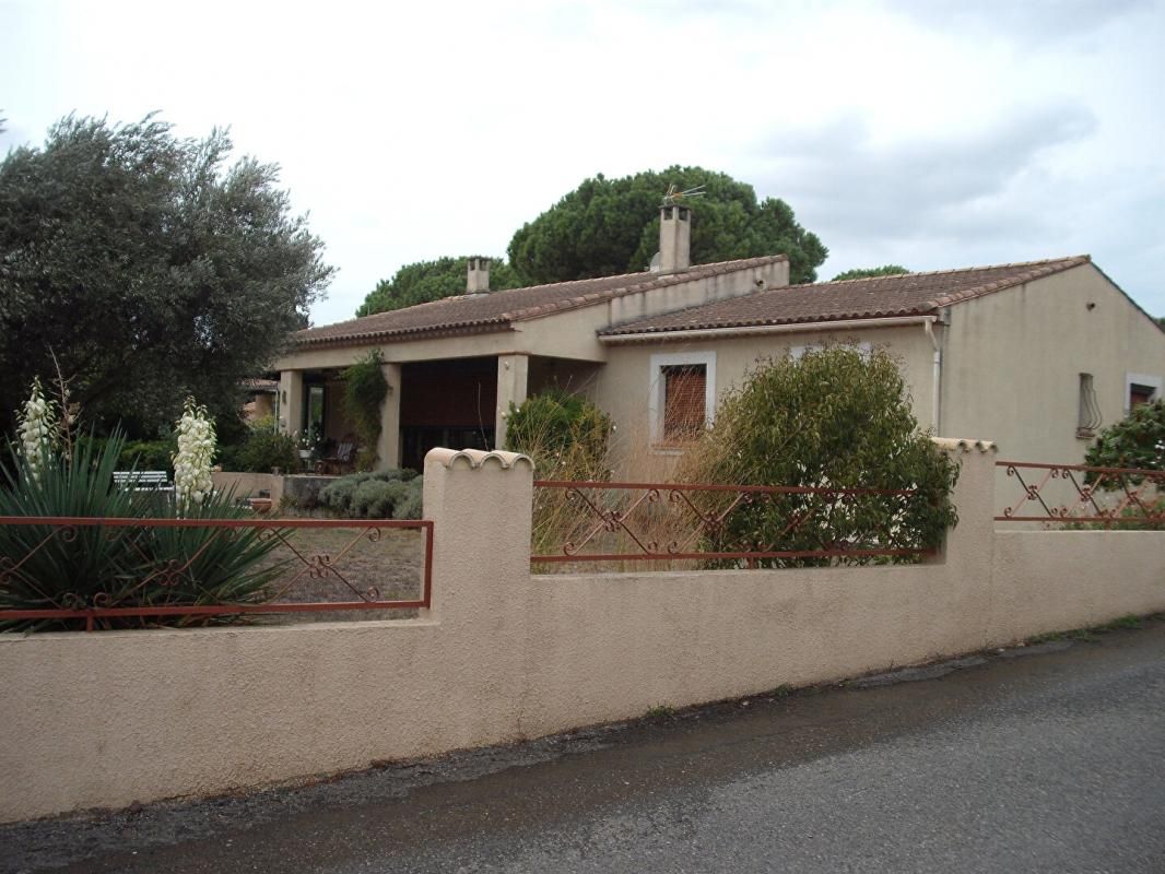 VILLEMOUSTAUSSOU Villa  7 pièces de 153 m2 sur terrain 1228m² 2