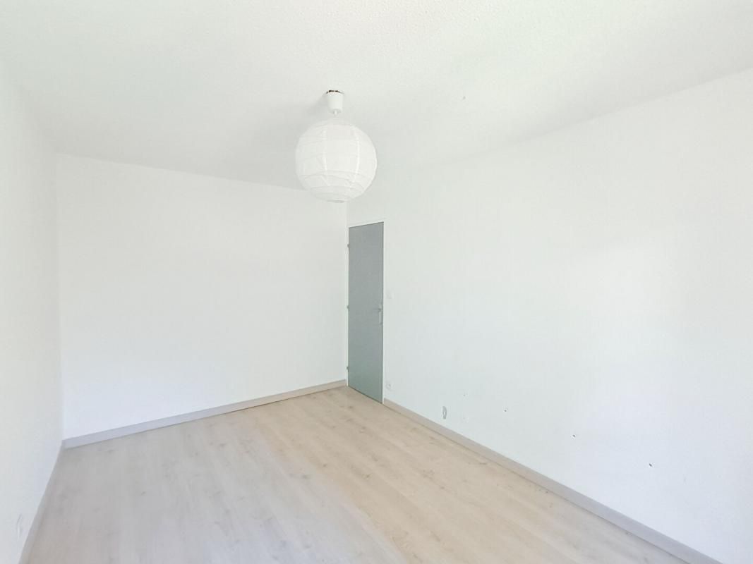 HYERES A vendre Appartement Hyères 4 pièce(s) 82 m2 4
