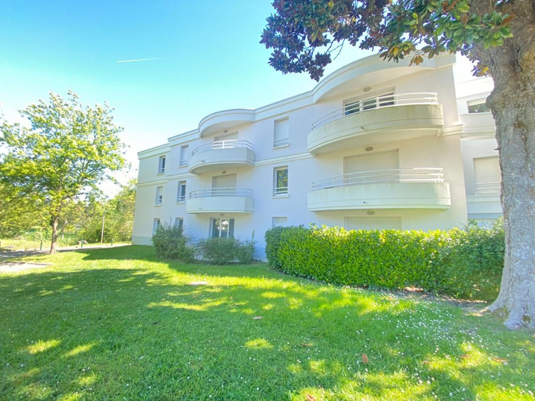 Charmant appartement T2 avec Balcon terrasse et vue jardin