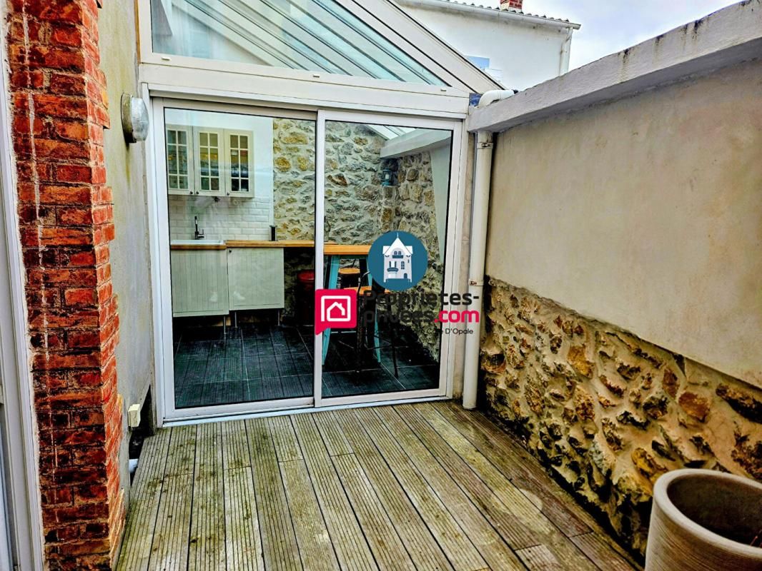 WIMEREUX L'Agence Wimereusienne par Propriétés-Privées .com vous propose : 2