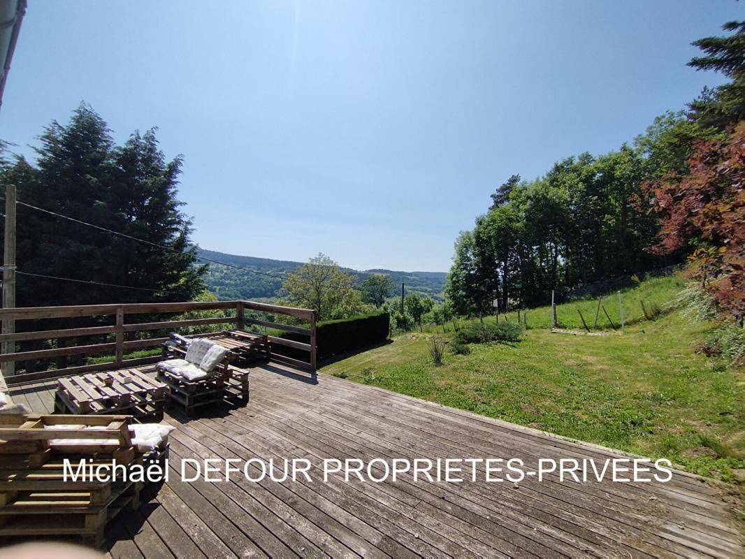 YSSINGEAUX Yssingeaux 43200 Maison de 72 m² 2 chambres Grange/Ecurie sur 2729 m² de terrain 1