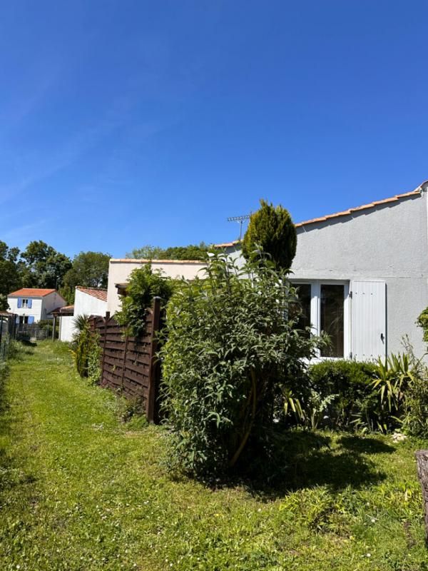 LA JARNE Maison 45m2 (2 locations) pour investisseurs 1