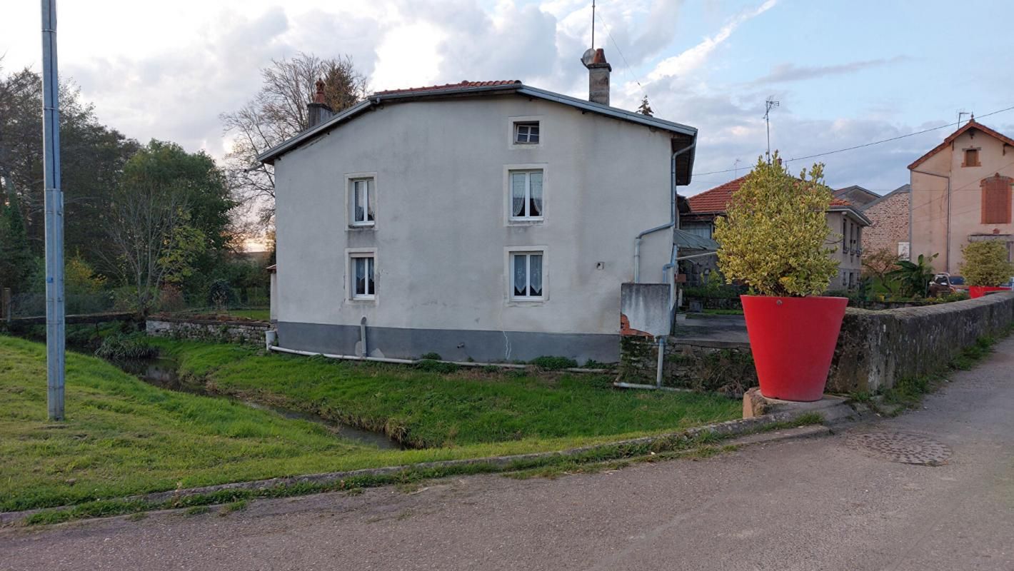 PASSAVANT-LA-ROCHERE Maison 7 pièce(s) 178 m2 jardin 2