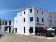 EXCLUSIVEMENT SUR L ILE D YEU  -   MURS COMMERCIAUX,  FRONT DE PORT
