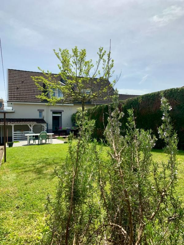 Charmante maison avec jardin au calme !
