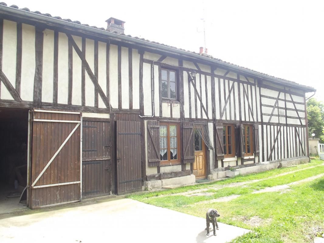 PRECY-SAINT-MARTIN Belle maison champenoise 1