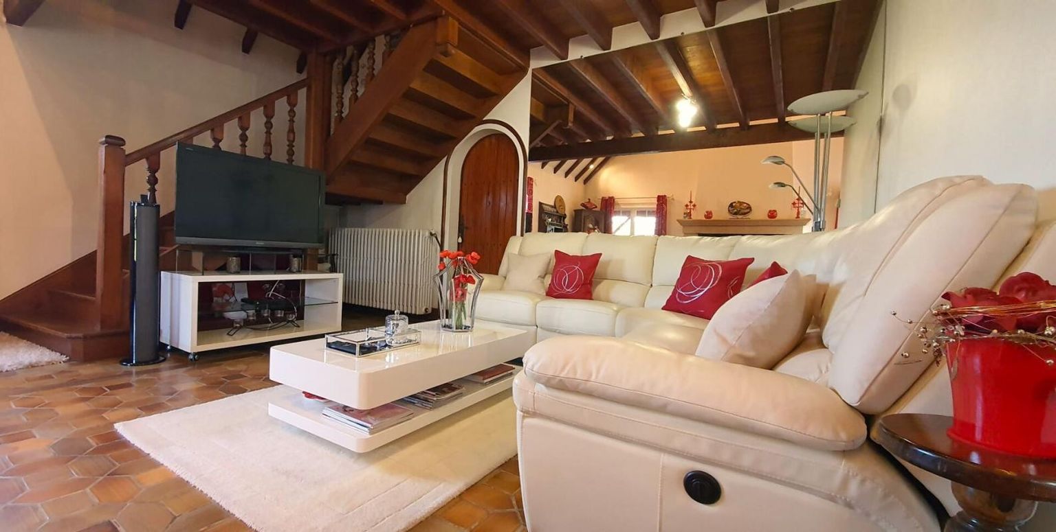 ARTIGUES-PRES-BORDEAUX Maison Artigues Pres Bordeaux 2