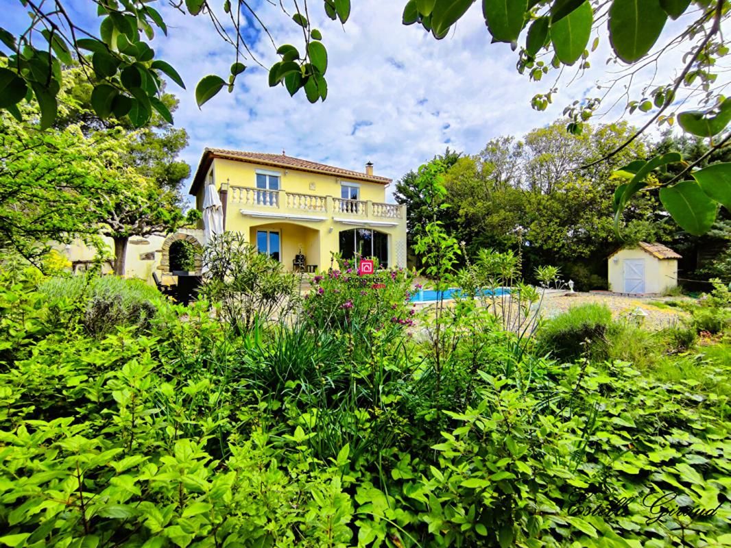 LA LIVINIERE Villa, Deux piscines, Appartement, Double garage, Jardin 2