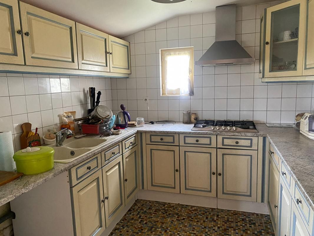 AZAY-LE-FERRON Longère Azay Le Ferron 4 pièce(s) 92 m2 2