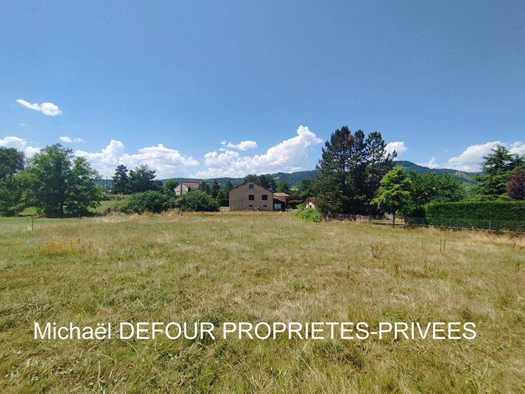 BAS-EN-BASSET Bas-en-Basset 43210 terrain à bâtir de 900 m² 1
