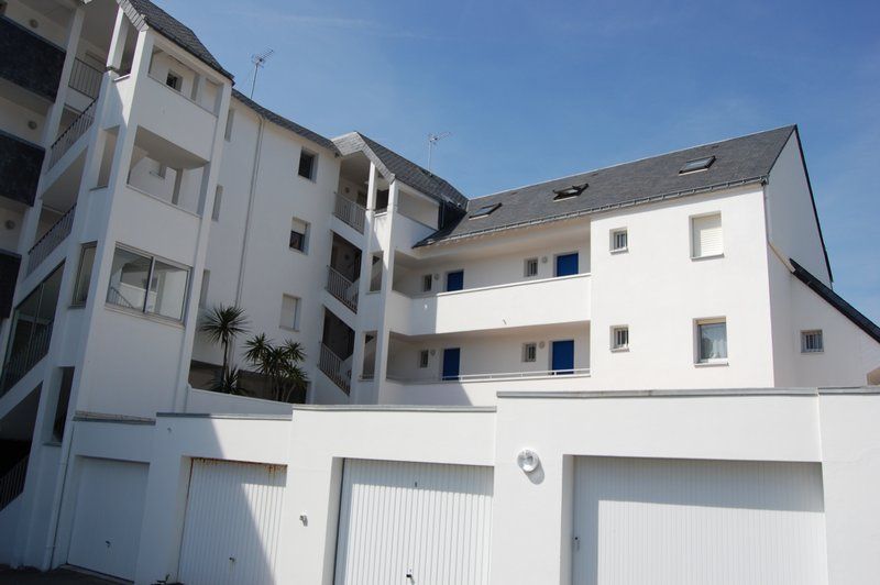 PLOEMEUR Appartement Ploemeur vue mer 3
