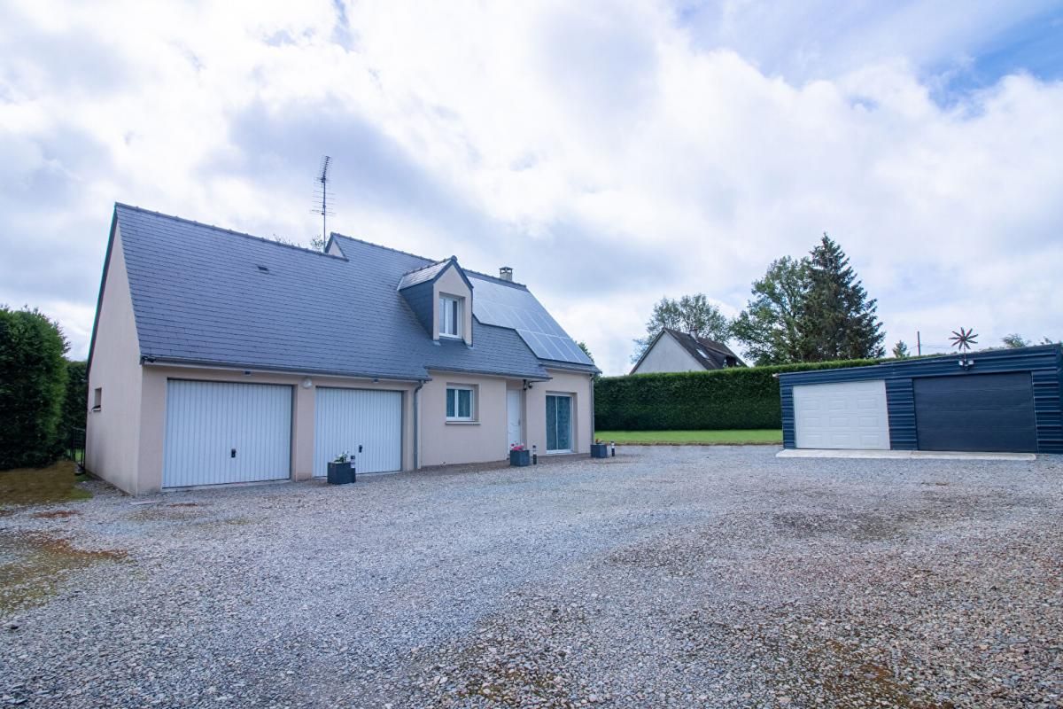 MAISON 4 CHAMBRES - 1920 M² TERRAIN - 4 GARAGES- DOMALAIN 35680- 229 900 EUROS HAI