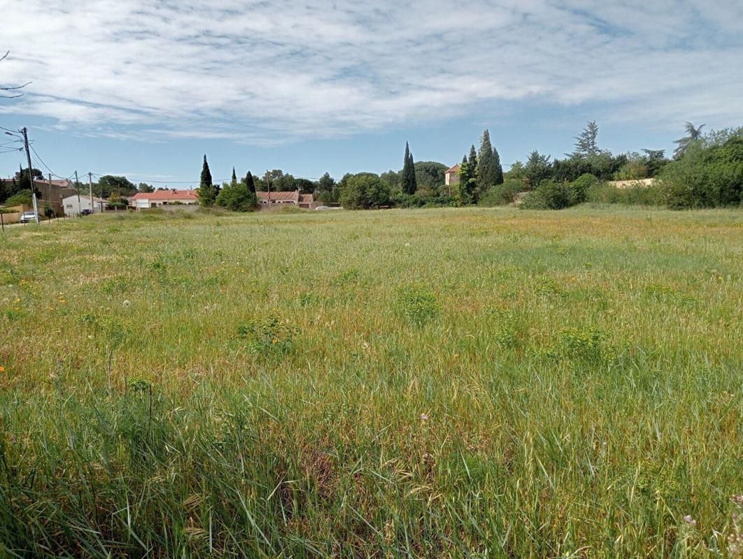 PARAZA Terrain viabilisé et constructible Paraza 630 m2 2