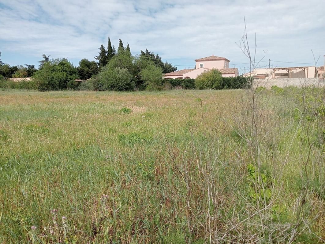 PARAZA Terrain viabilisé et constructible Paraza 630 m2 3