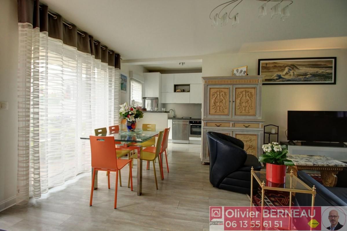 SAINT-JEAN-DE-LUZ Maison - Appartement T3 en duplex avec parking Saint Jean De Luz 3 pièce(s) 63 m2 2