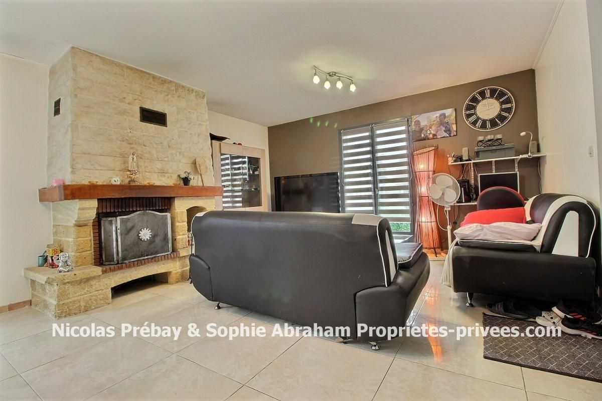 ANGERVILLE Maison individuelle de 5 pièces avec garage et terrain 4