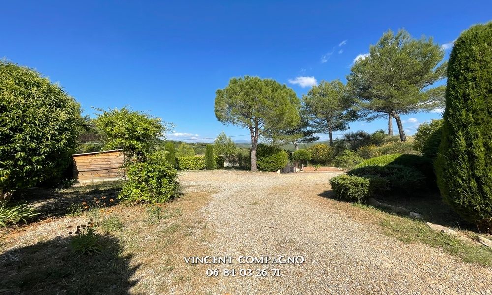 ESPARRON-DE-VERDON Maison 6 pièces plain-pied avec piscine 2