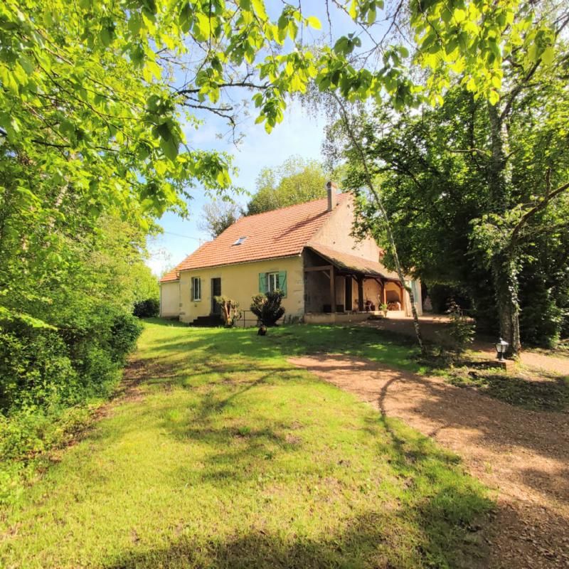 Maison Saint Andre en Morvan 8 pièces