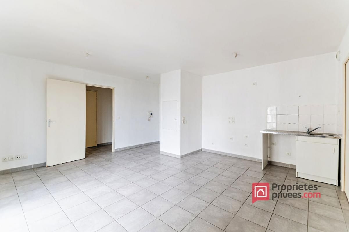 VILLEURBANNE Villeurbanne (69100), Appartement 3 pièces de 53m² hab, Bon état proche du neuf!, garage 4