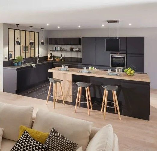 EPAGNY Appartement 3 pièces 64m2 au 2ème et dernier étage - 1 parking extérieur, 1 cave, un box Prix 428 500 3