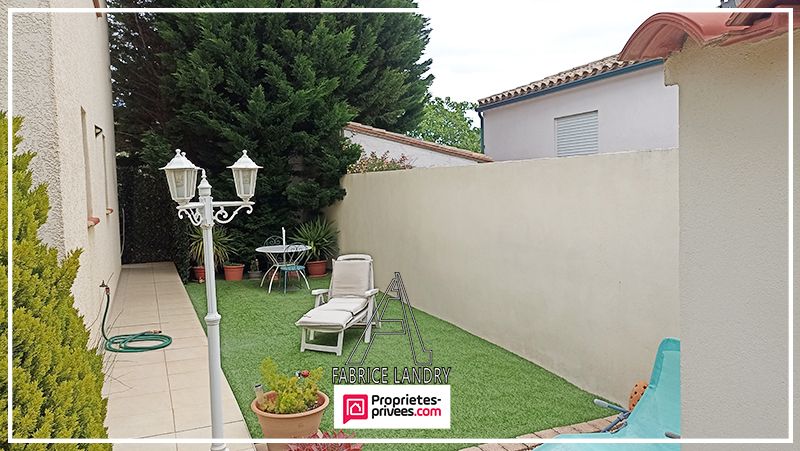SAINTE-MARIE Villa 200 m2 avec jardin paysagé avec piscine 9x4.5 m 4