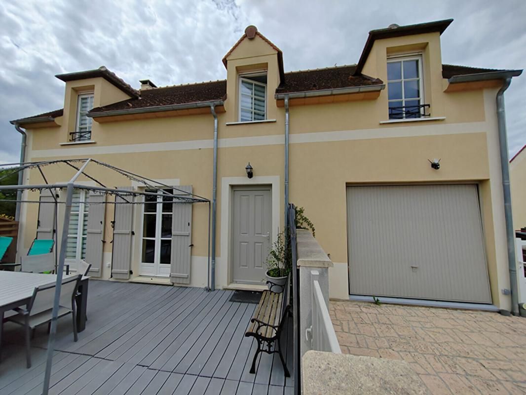 Maison Santeuil 7 pièce(s) 139.84 m2
