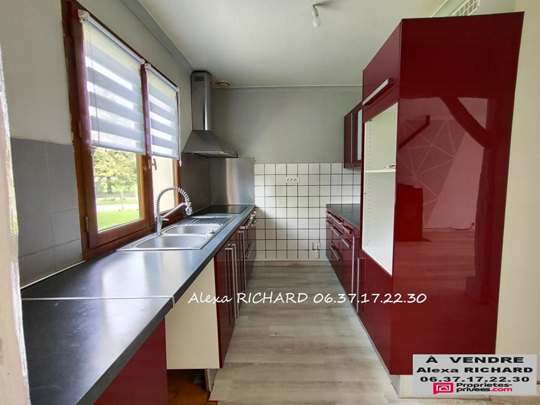 LE NEUBOURG Maison de plain pied 3 chambres dont sous sol 4
