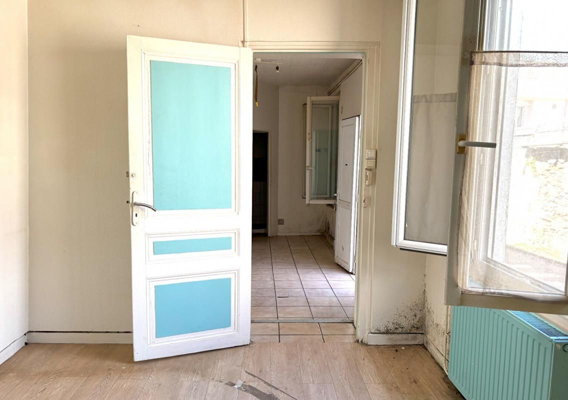 SAINT-ETIENNE Appartement Saint Etienne 2 pièce(s) 28.90 m2 3