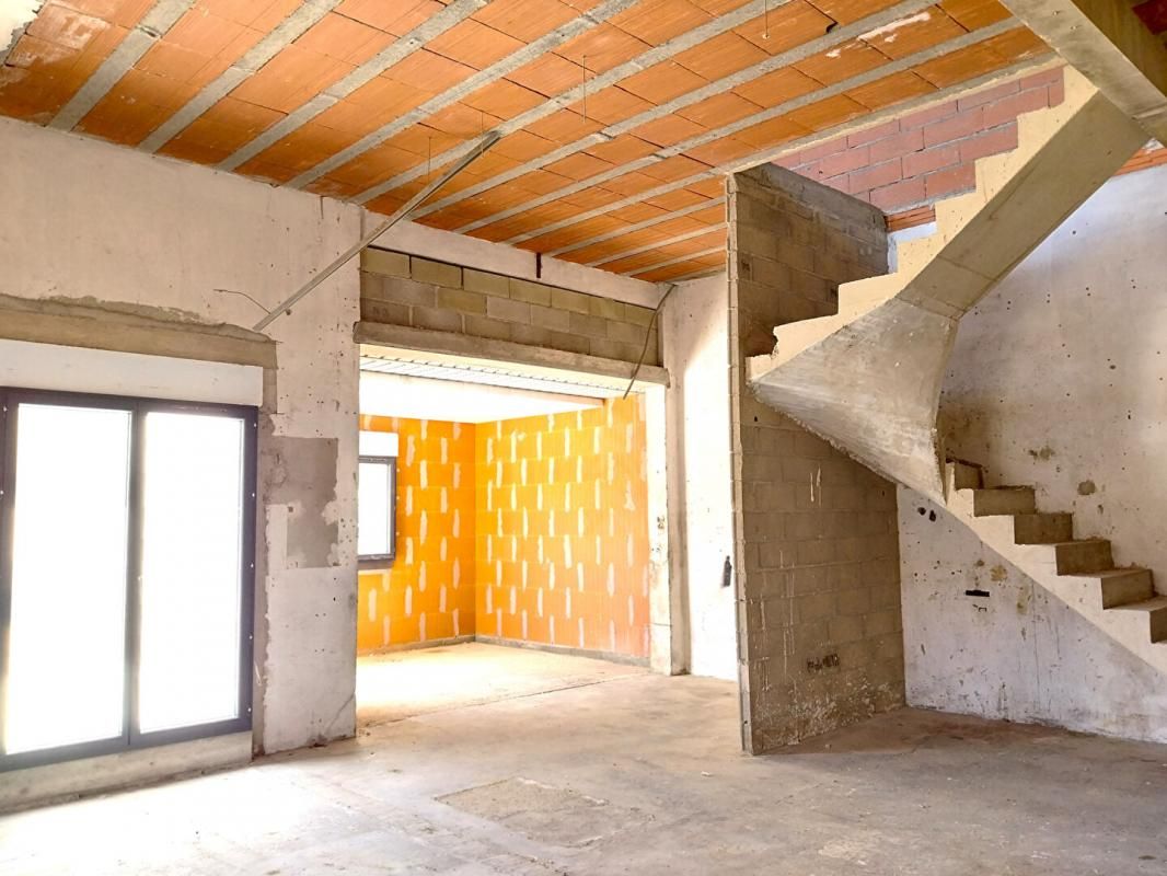 PAULHAN Villa Paulhan 145 m2  avec jardinet et garage 3