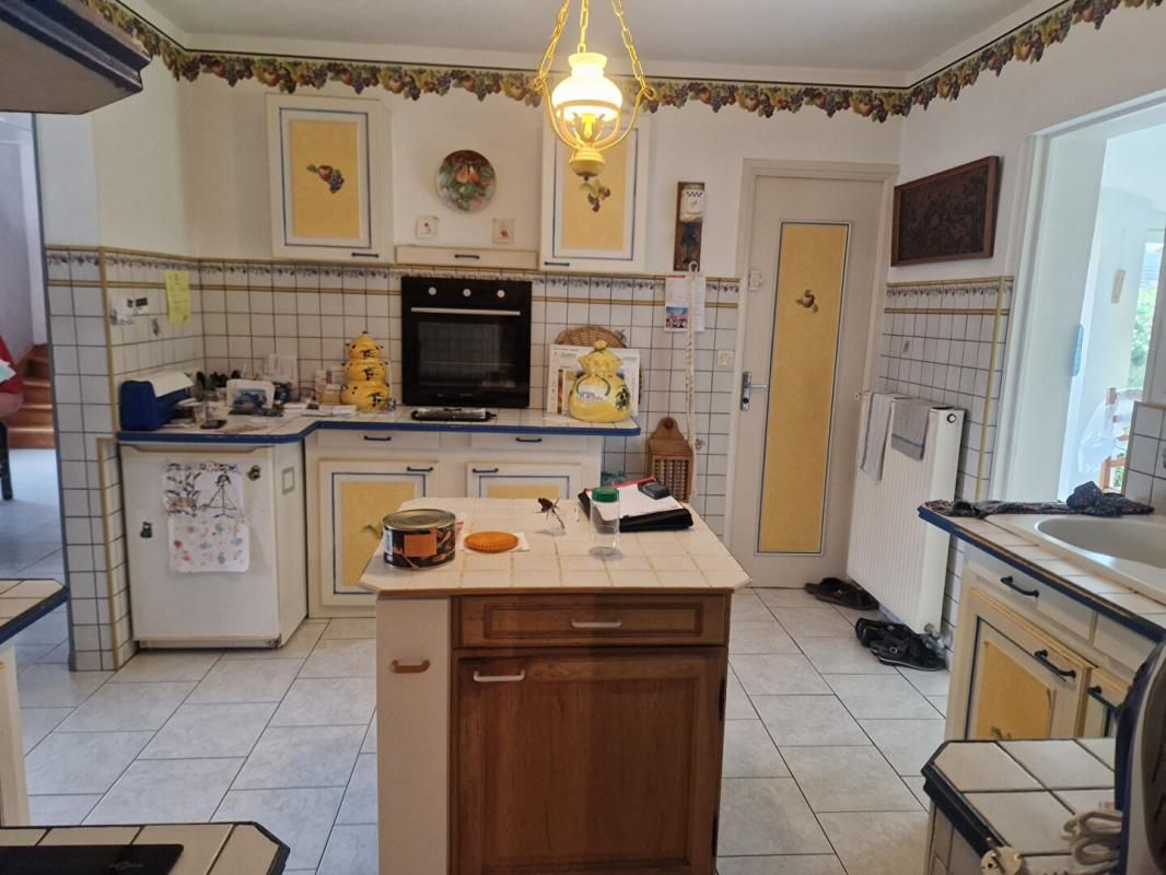 AVESNELLES Maison individuelle Avesnelles 4 pièce(s) 95 m2 3