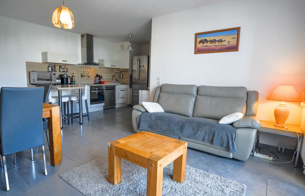 JUVIGNAC Appartement Juvignac 4 pièce(s) 3 Chambres 4