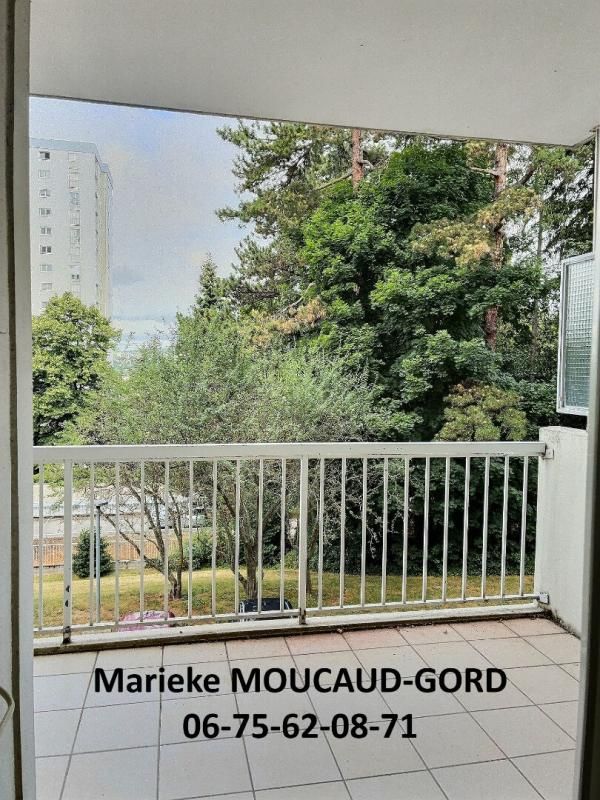 SAINT-ETIENNE SAINT ETIENNE 42100 bel appartement de 104 m² 3 chambres et place de parking 2