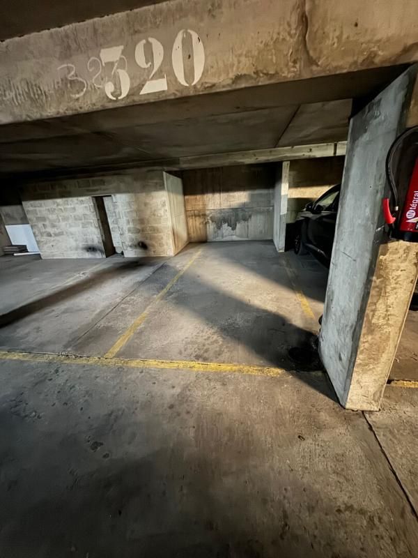 Parking avec gardien d'immeuble à Paris 13ème