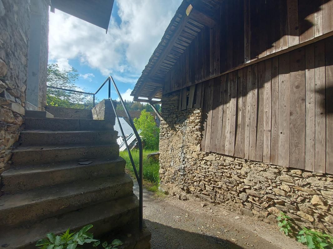 CHAMP-LAURENT Ensemble immobilier 2P 159 m2 CHAMP LAURENT (73390) 2