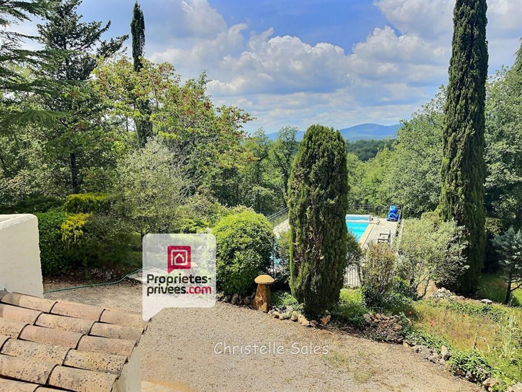 FAYENCE Maison 6 pièce(s) 170 m2 AVEC PISCINE 5/12 4