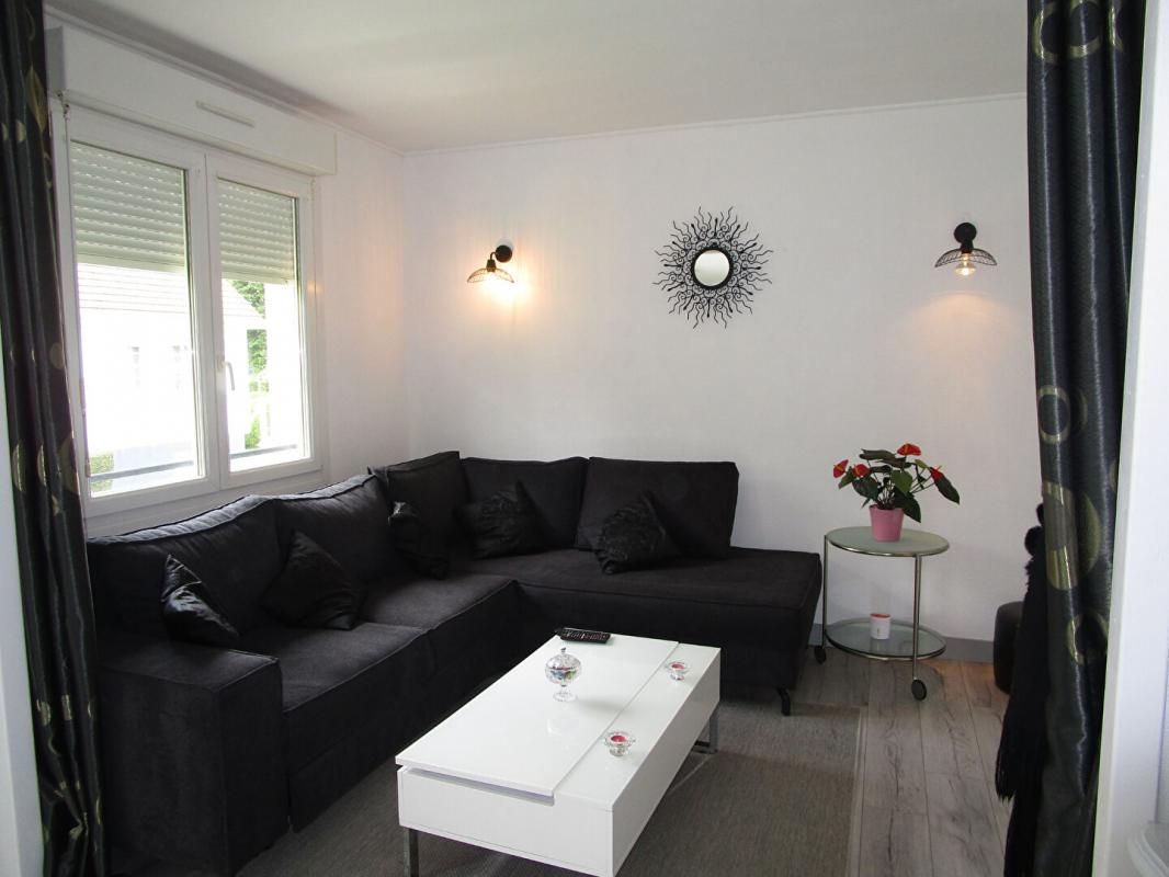 LE MOLAY-LITTRY Maison Le Molay Littry 3 pièce(s) 79 m2 3