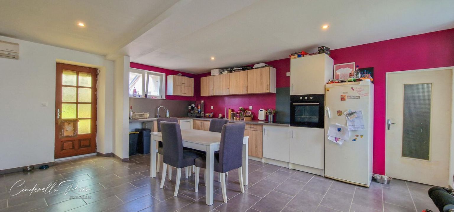 TOURY Maison en pierre plain pied 4 pièces 96 m2 3