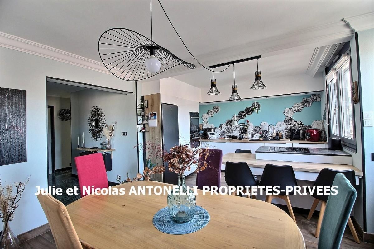 FIRMINY Appartement 96 m2 2 ou 3 chambres avec GARAGE, CAVE, 2 LOGGIAS au DERNIER ETAGE avec ASCENSEUR 3