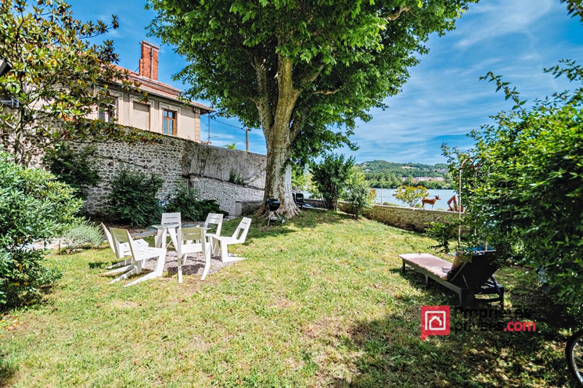 CONDRIEU LOFT CONDRIEU 3 PIECES 135m2 en rez de jardin 2