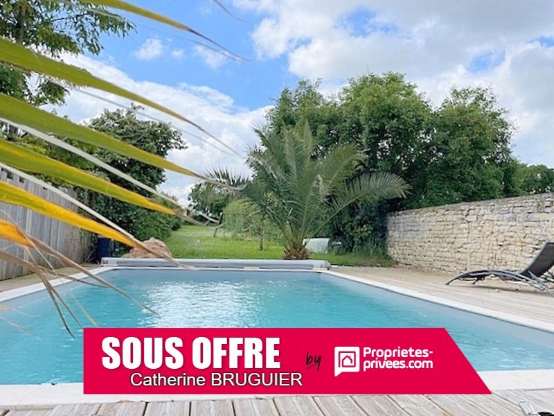 Belle Maison centre St Sauveur d'Aunis 156 m2 4 chambres, garage, jardin, piscine