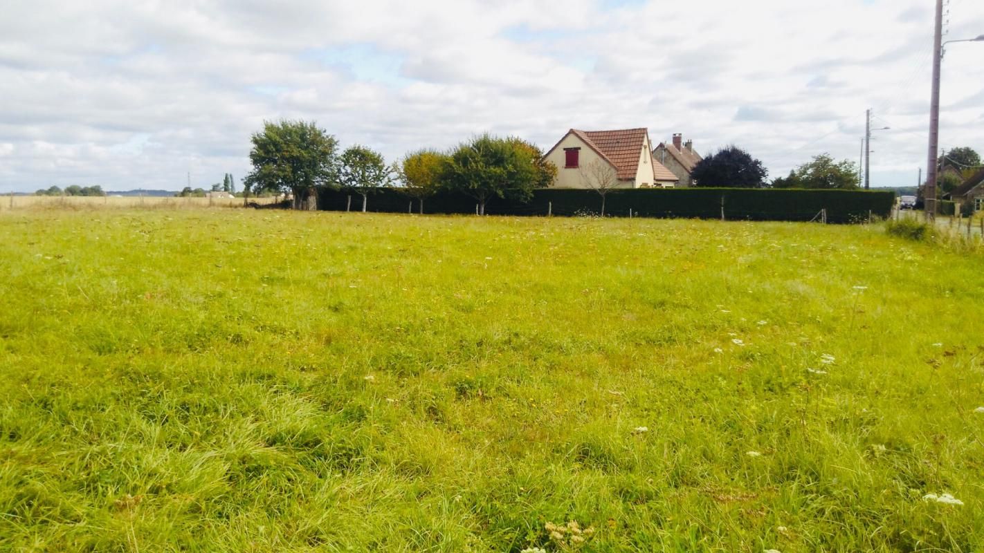 PONTGOUIN Terrain constructible proche Pontgouin 1074m2 2